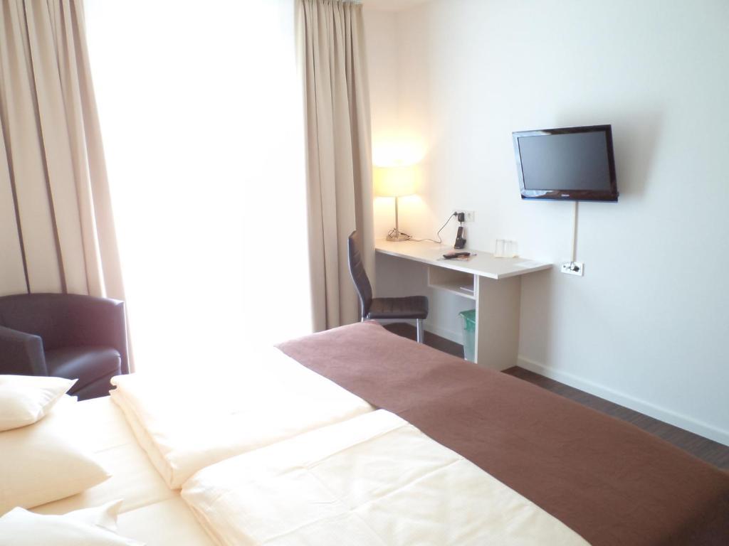 Das Neue Hotel Am Park Fröndenberg Habitación foto
